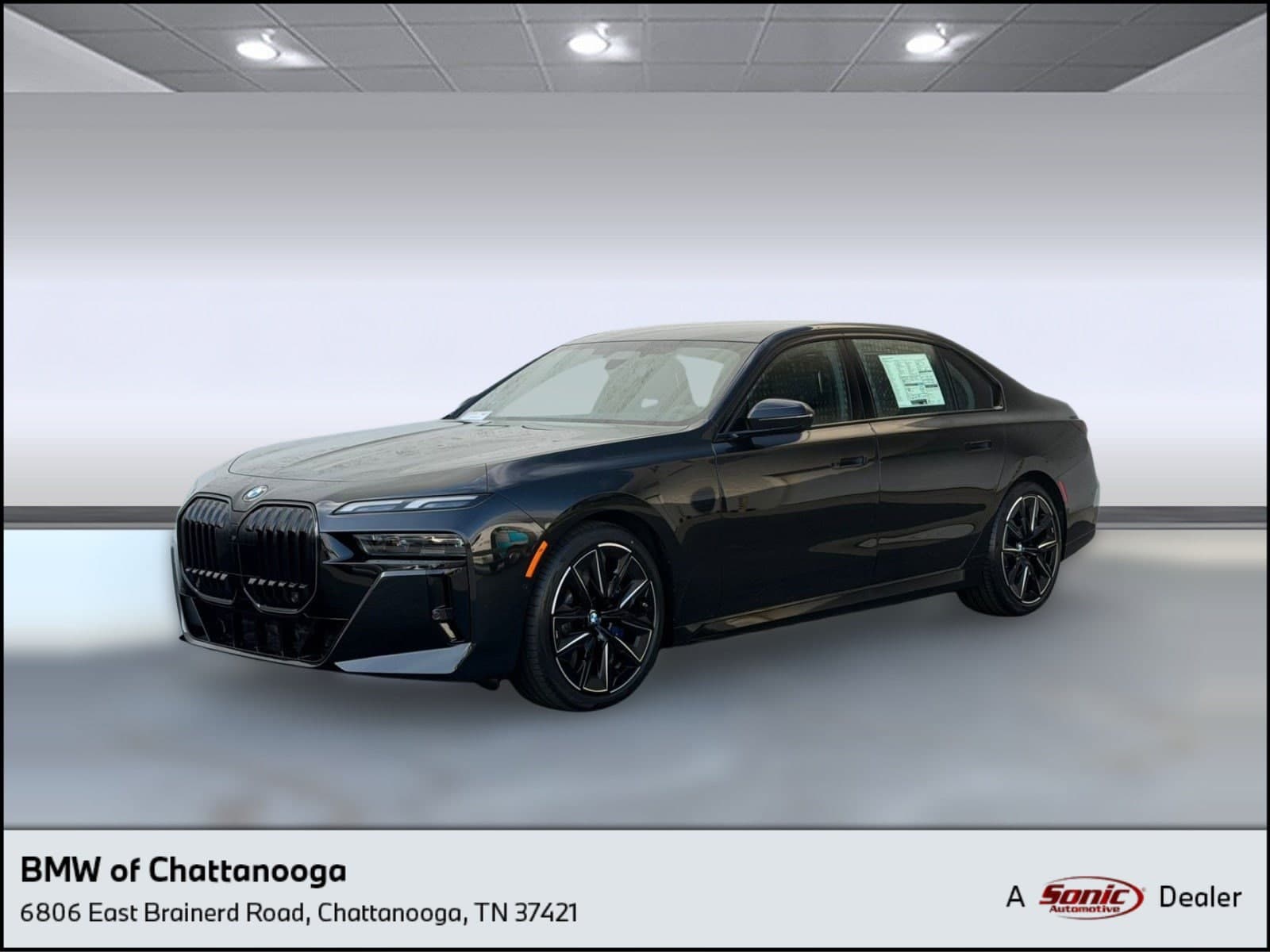 2026 BMW 740i Base — photo 1 of 37