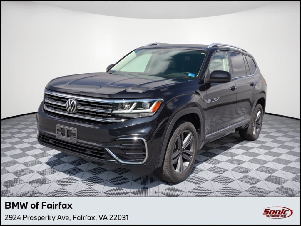 2022 Volkswagen Atlas 3.6L V6 SEL R-Line — photo 1 of 31