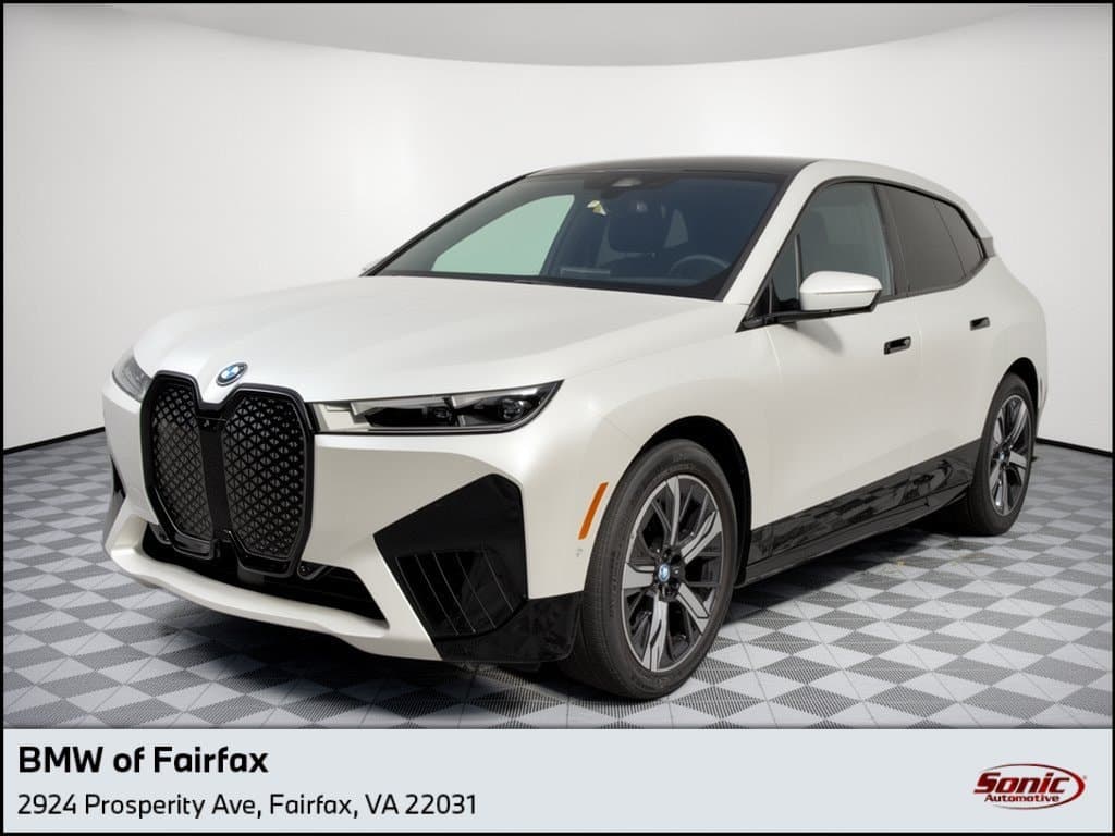 2024 BMW iX xDrive50 — photo 1 of 30