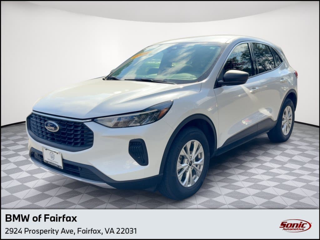 2024 Ford Escape Active — photo 1 of 31