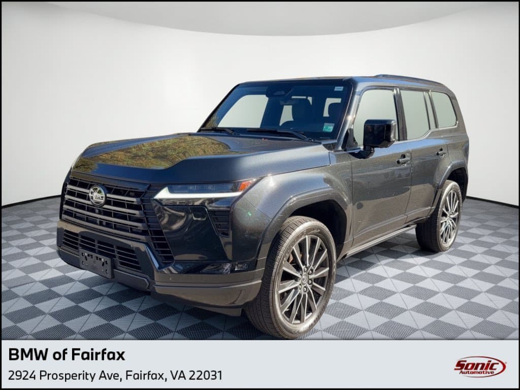 2024 Lexus GX Base — photo 1 of 31