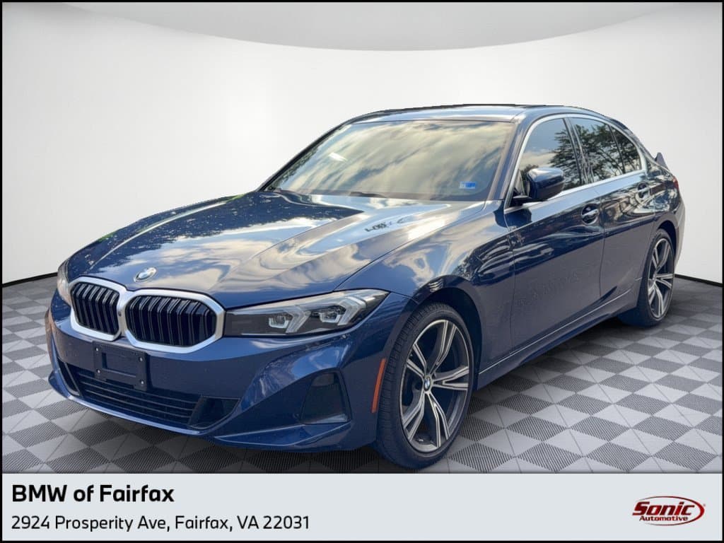 2024 BMW 3 Series 330i xDrive — photo 1 of 31
