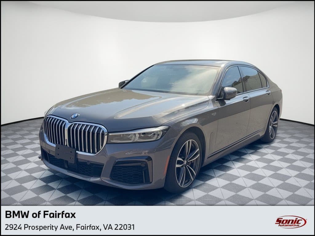 2021 BMW 7 Series 740i xDrive — photo 1 of 31