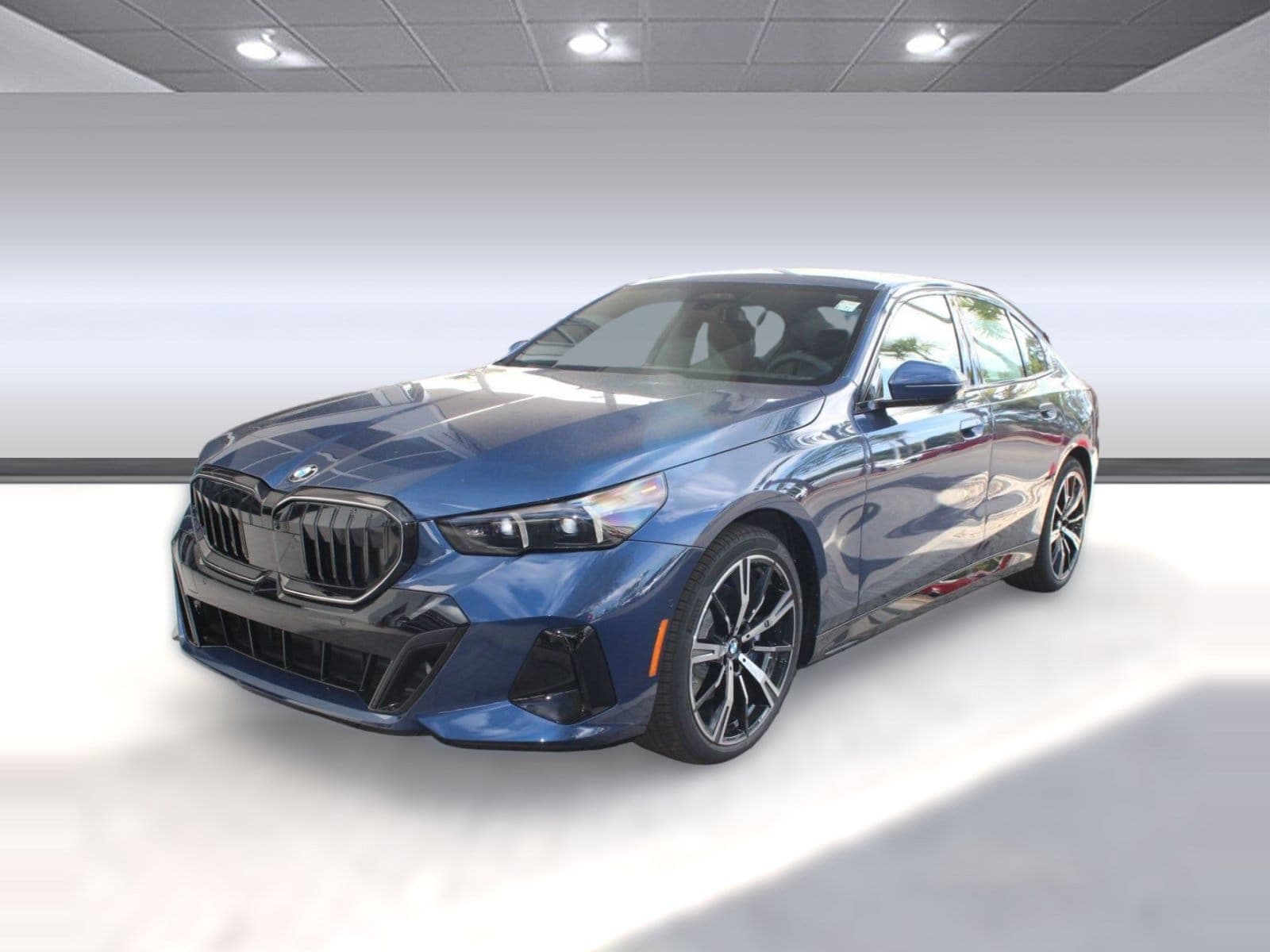 2026 BMW 530i Base — photo 1 of 40