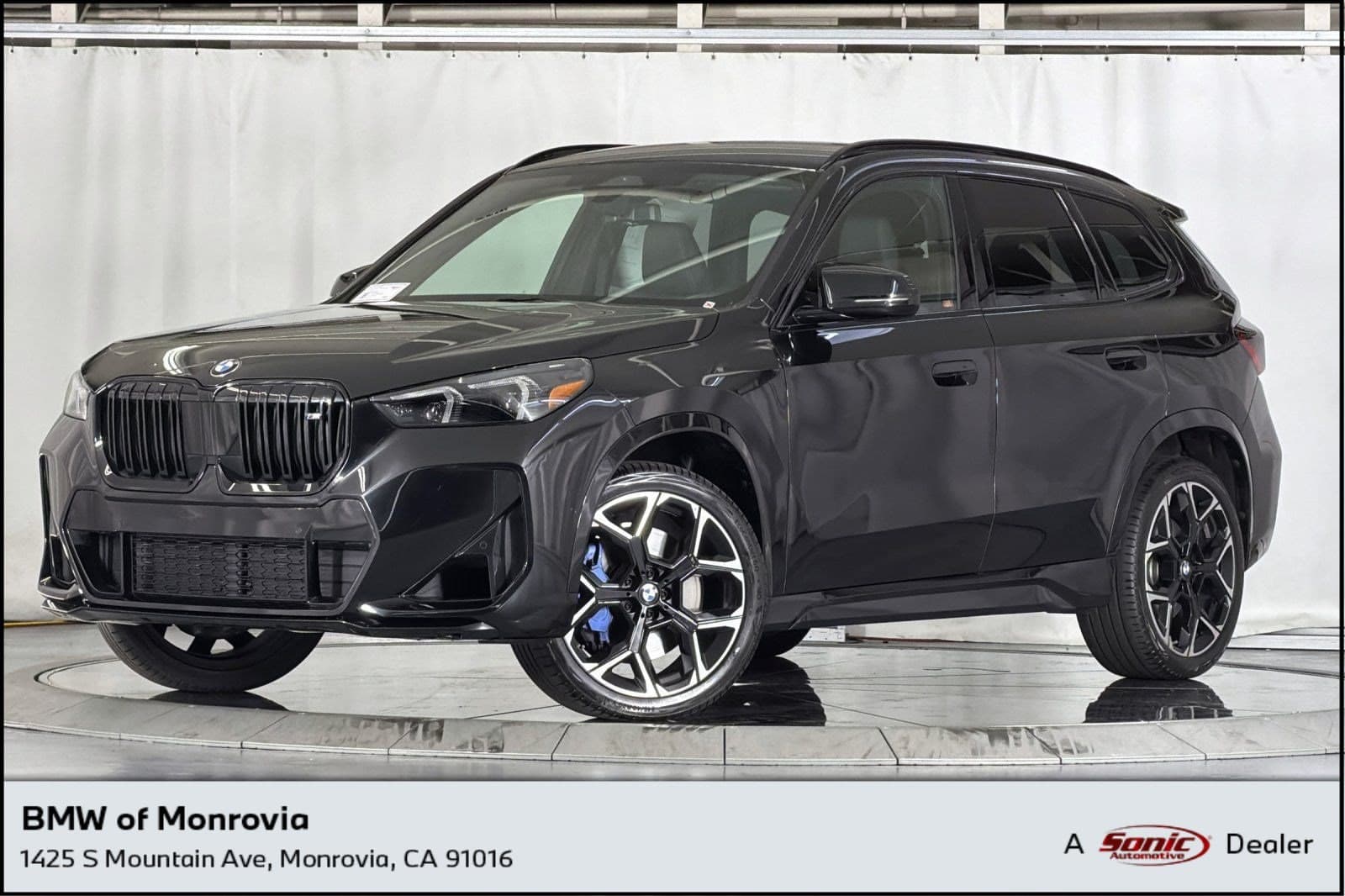 2024 BMW X1 M35i — photo 1 of 34