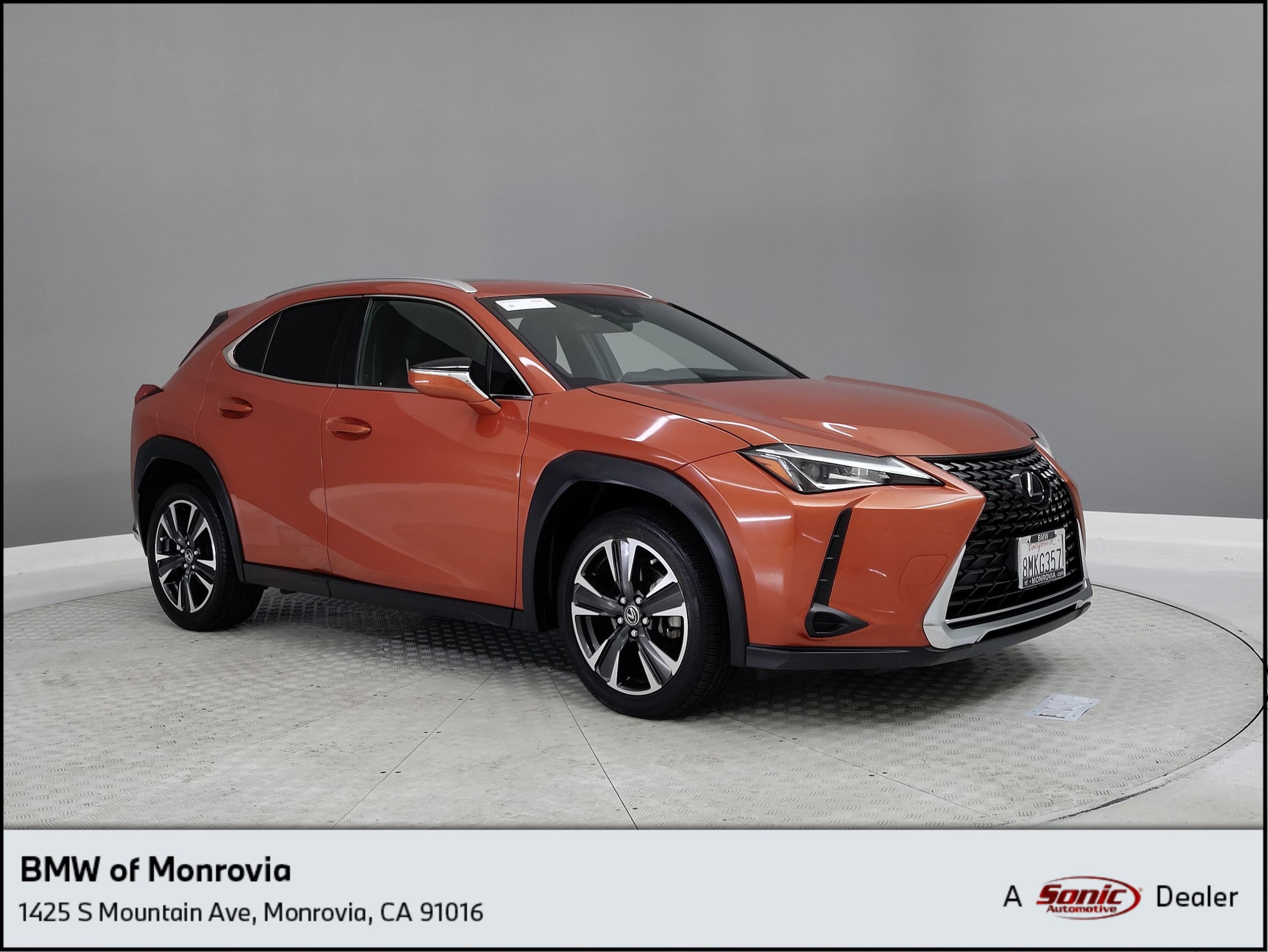 Foto de 2019 Lexus UX 200 