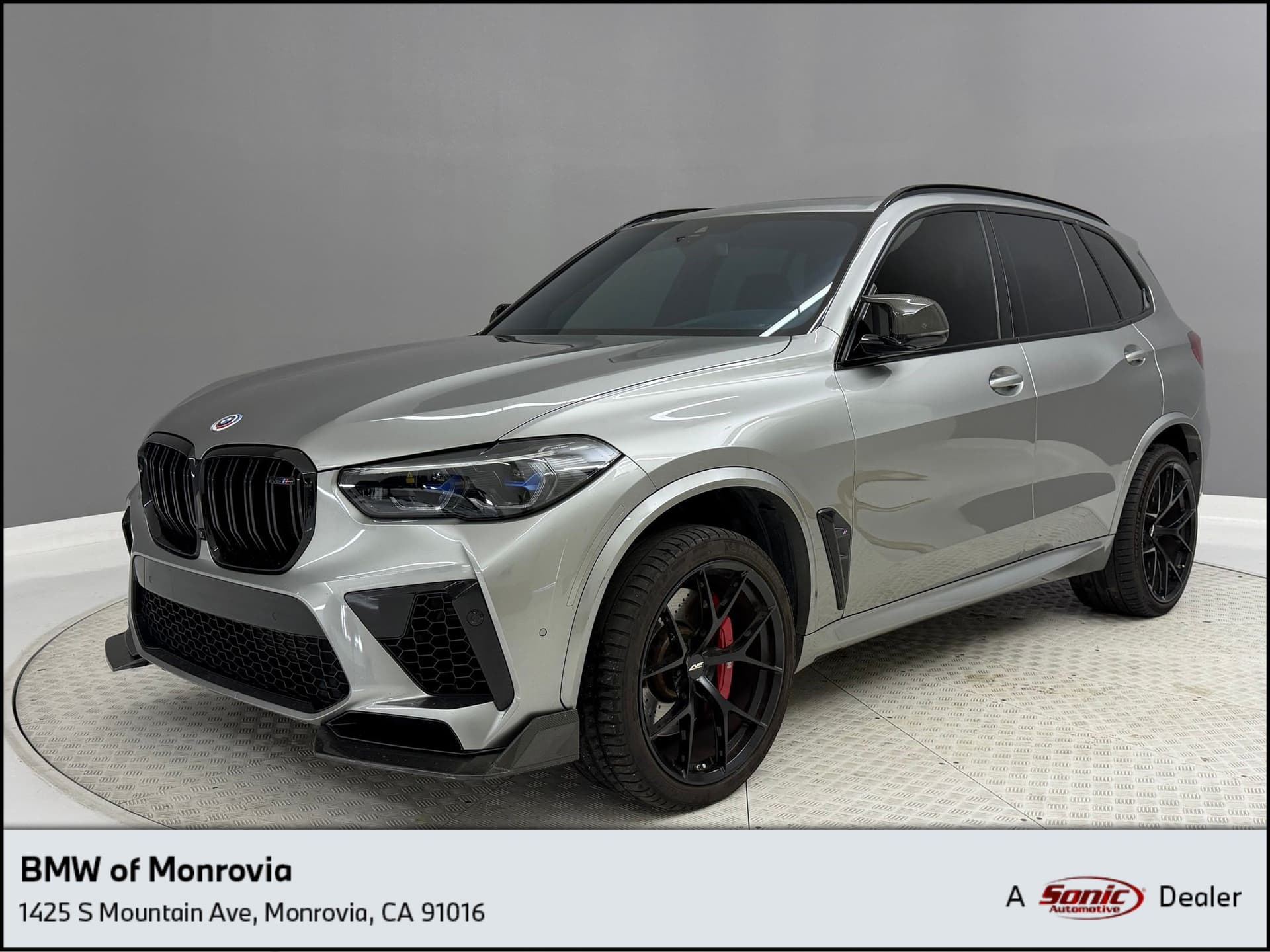 2023 BMW X5 M Base — photo 1 of 12