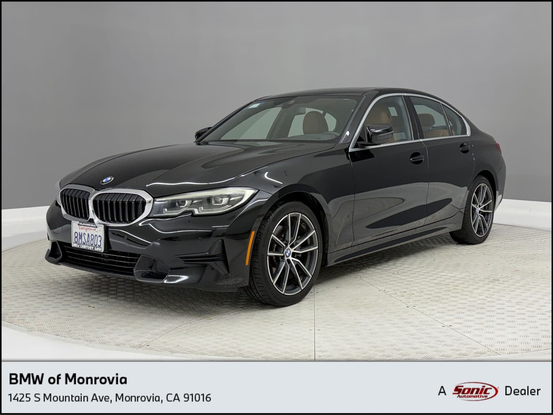 2019 BMW 3 Series 330i — photo 1 of 12