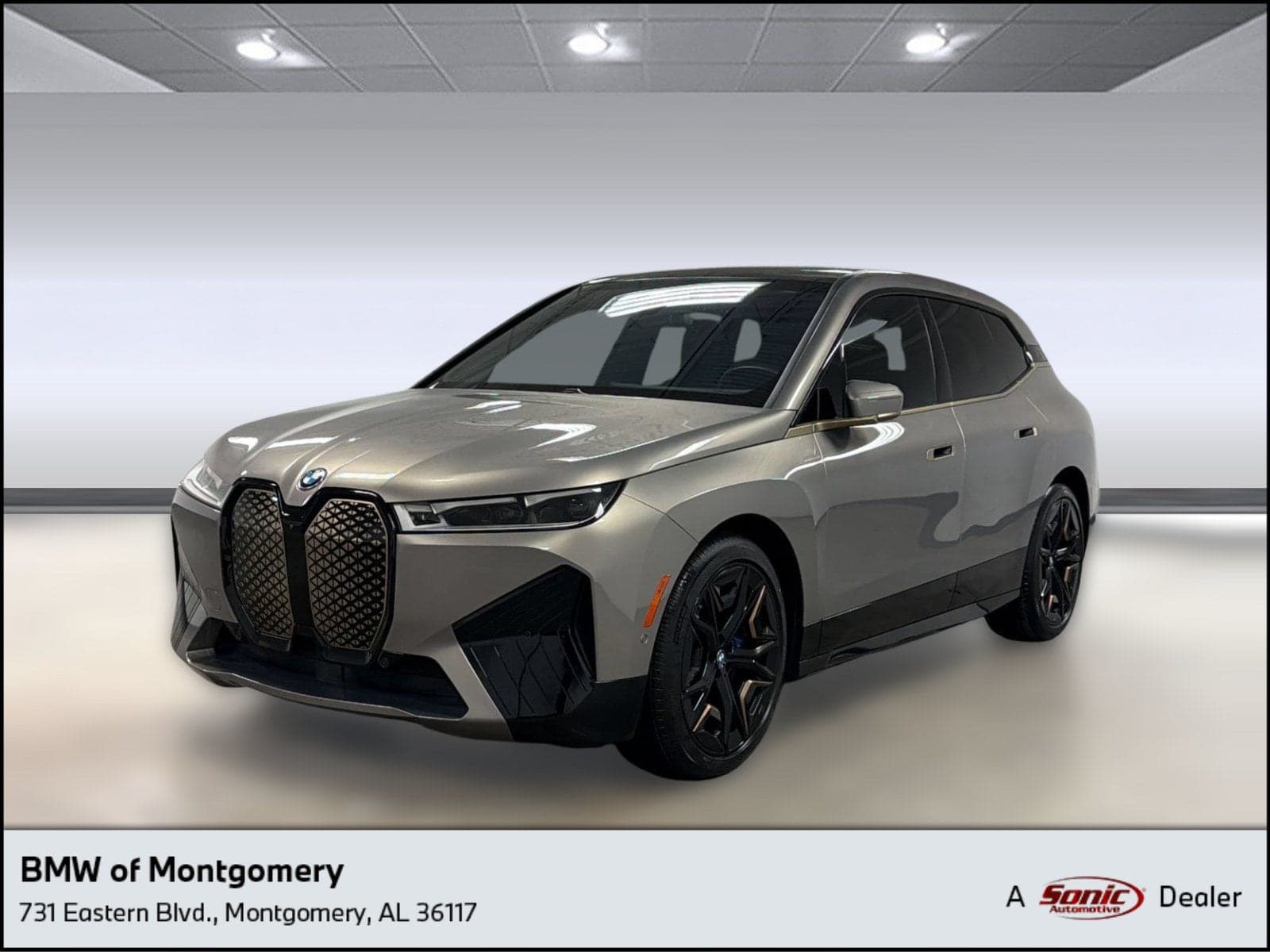 2023 BMW iX Base — photo 1 of 31
