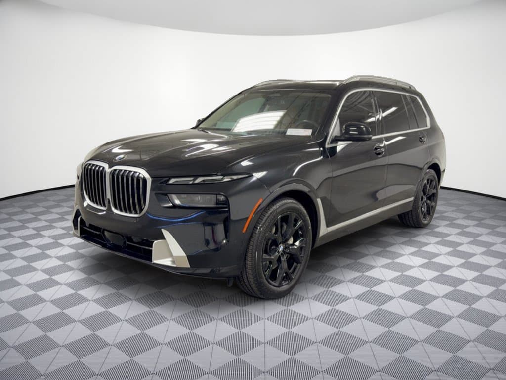 2024 BMW X7 Base — photo 1 of 31