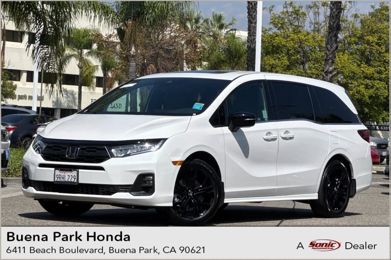 2025 Honda Odyssey Sport-L — photo 1 of 35