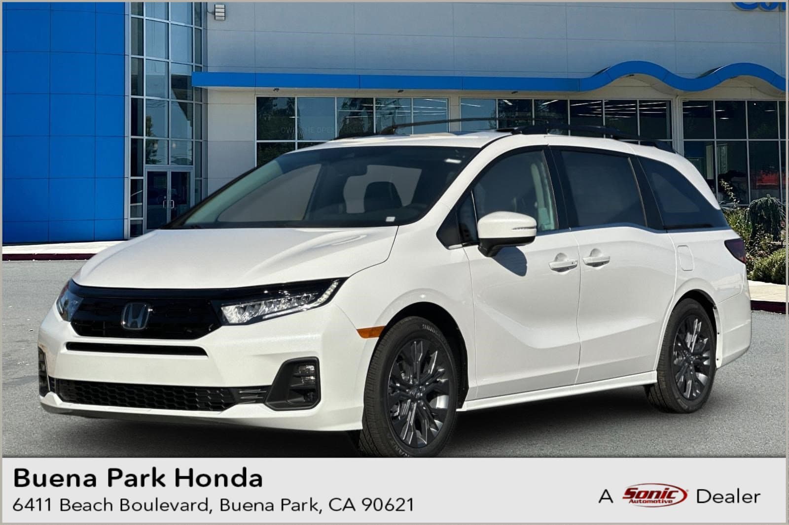 2027 Honda Odyssey Touring — photo 1 of 32