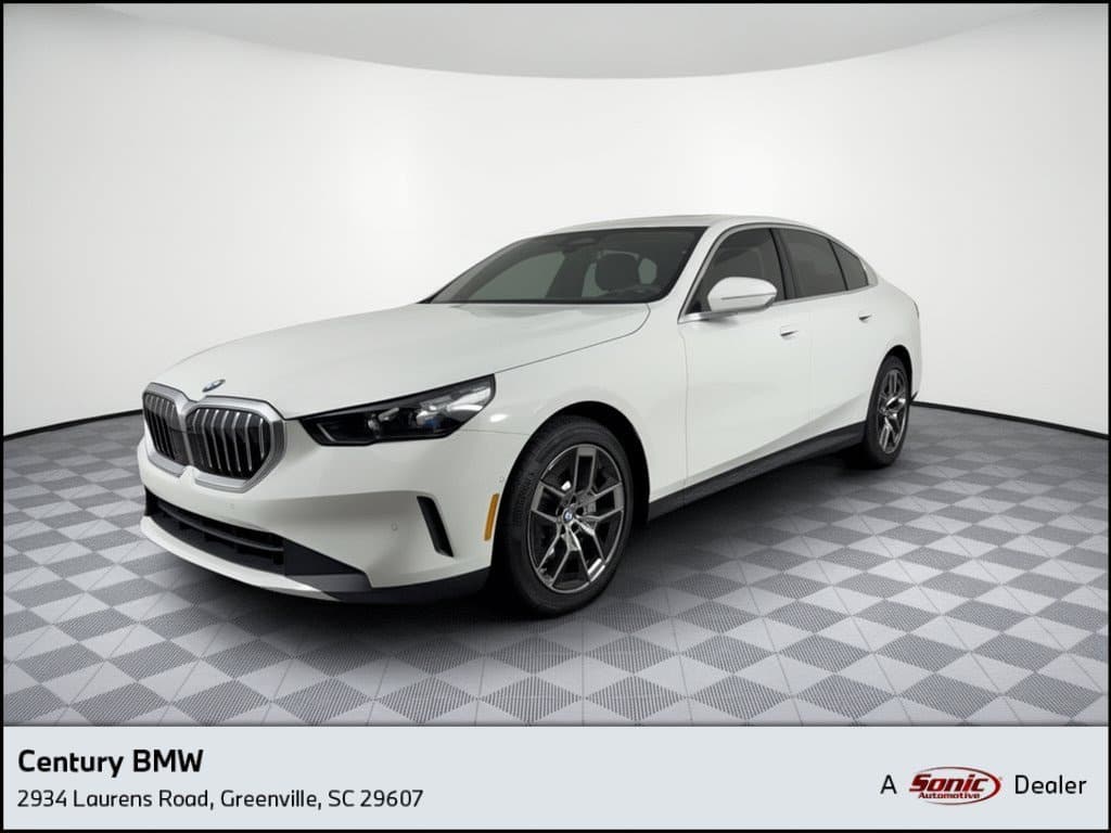 2027 BMW 5 Series 540i xDrive — photo 1 of 32