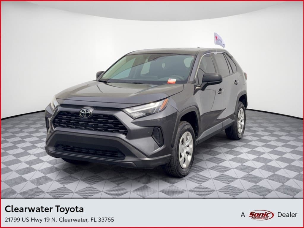 2023 Toyota RAV4 LE — photo 1 of 32