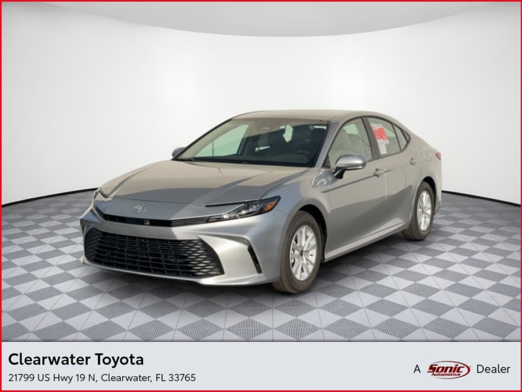 2026 Toyota Camry LE — photo 1 of 49