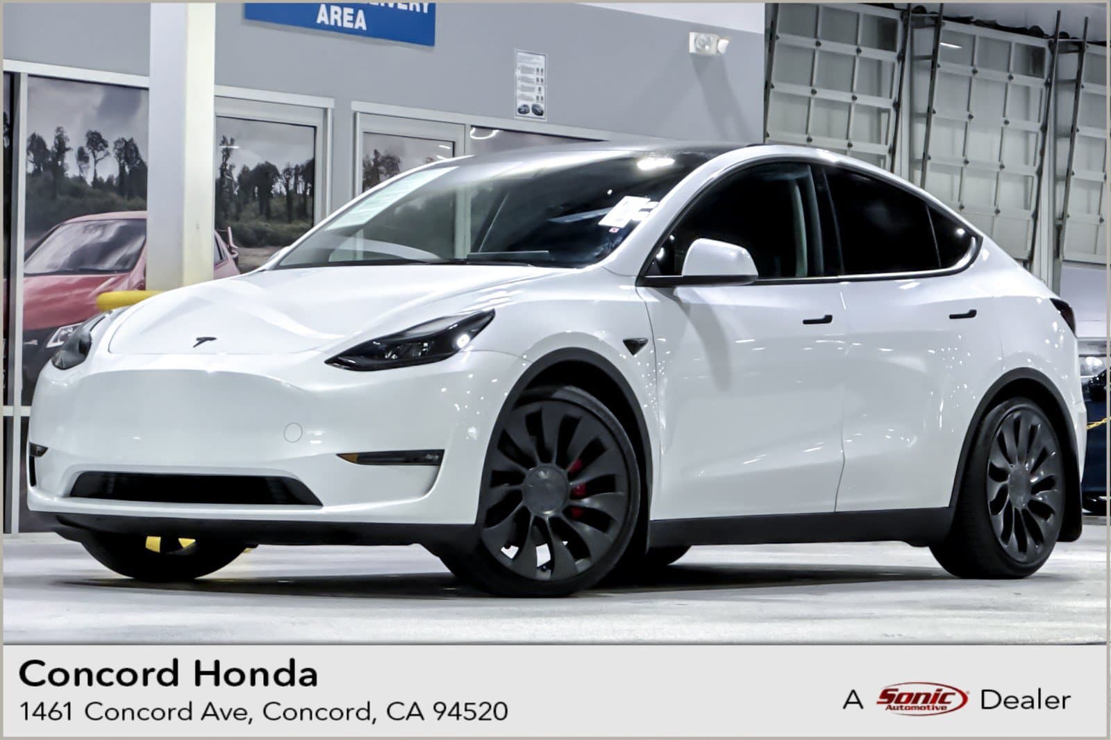2023 Tesla Model Y Performance — photo 1 of 35