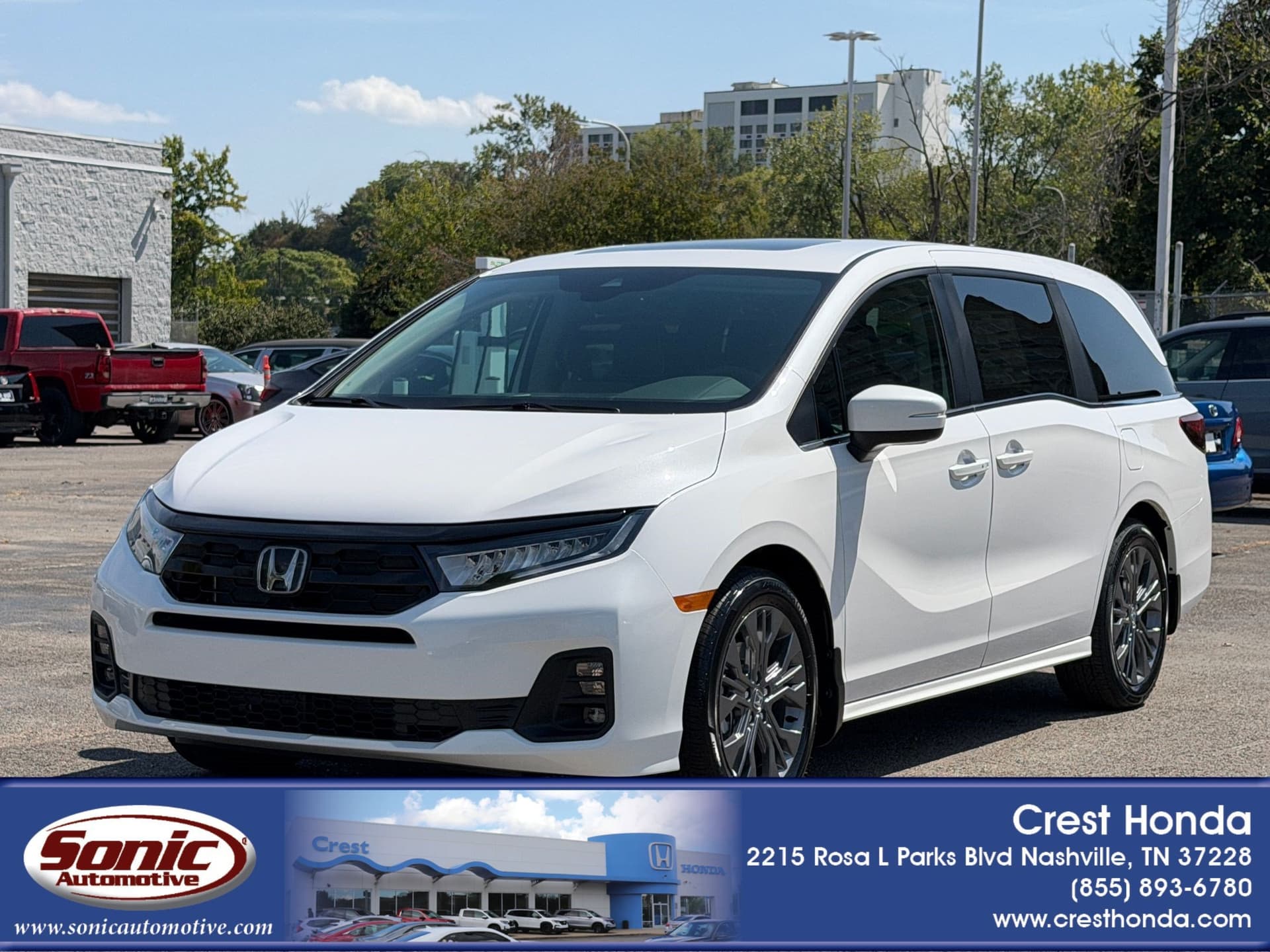 2027 Honda Odyssey Touring — photo 1 of 25