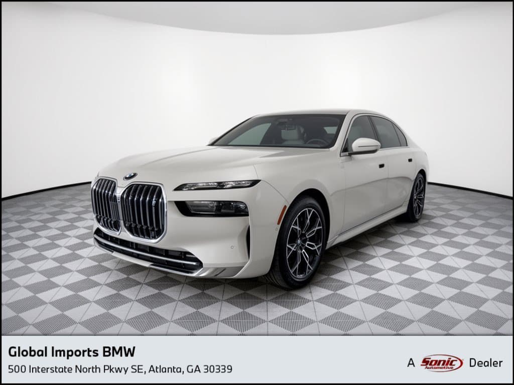 2024 BMW i7 eDrive50 — photo 1 of 10