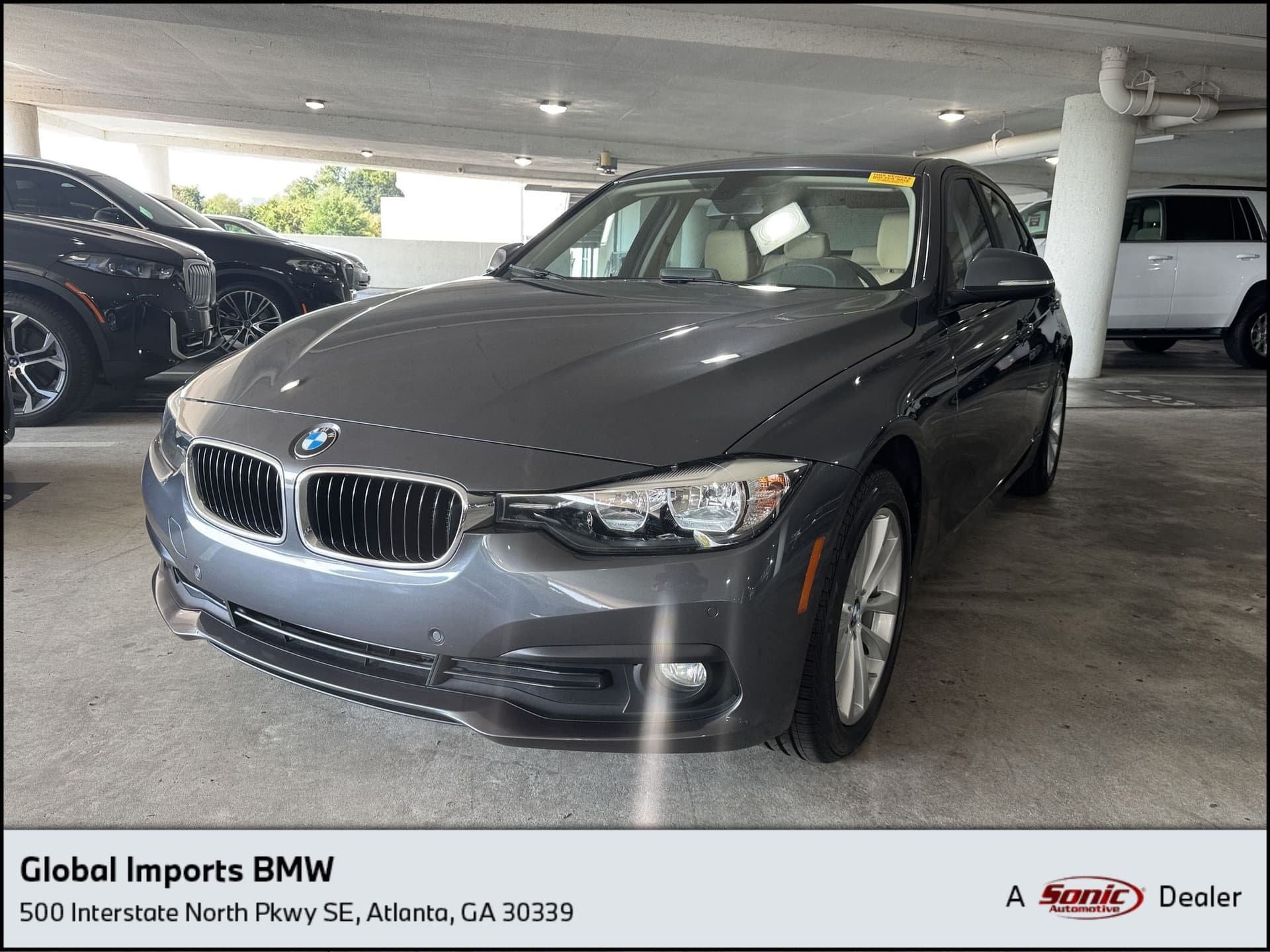 2017 BMW 3 Series 320i — photo 1 of 13