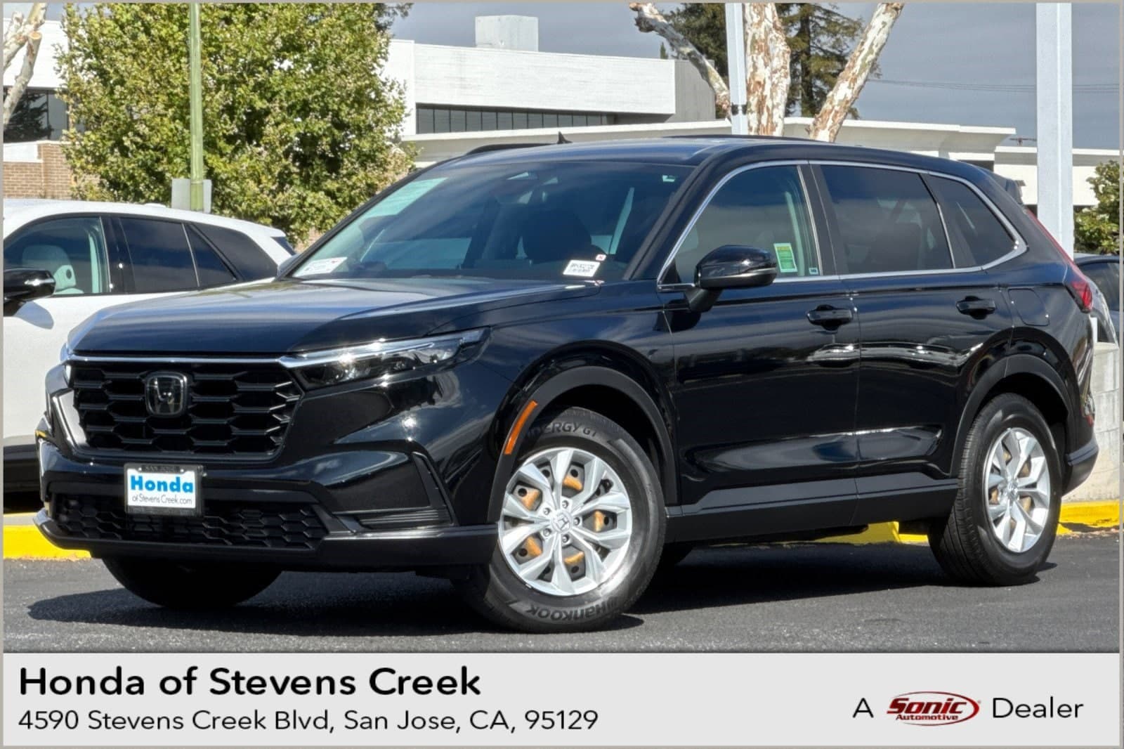 2024 Honda CR-V LX — photo 1 of 35