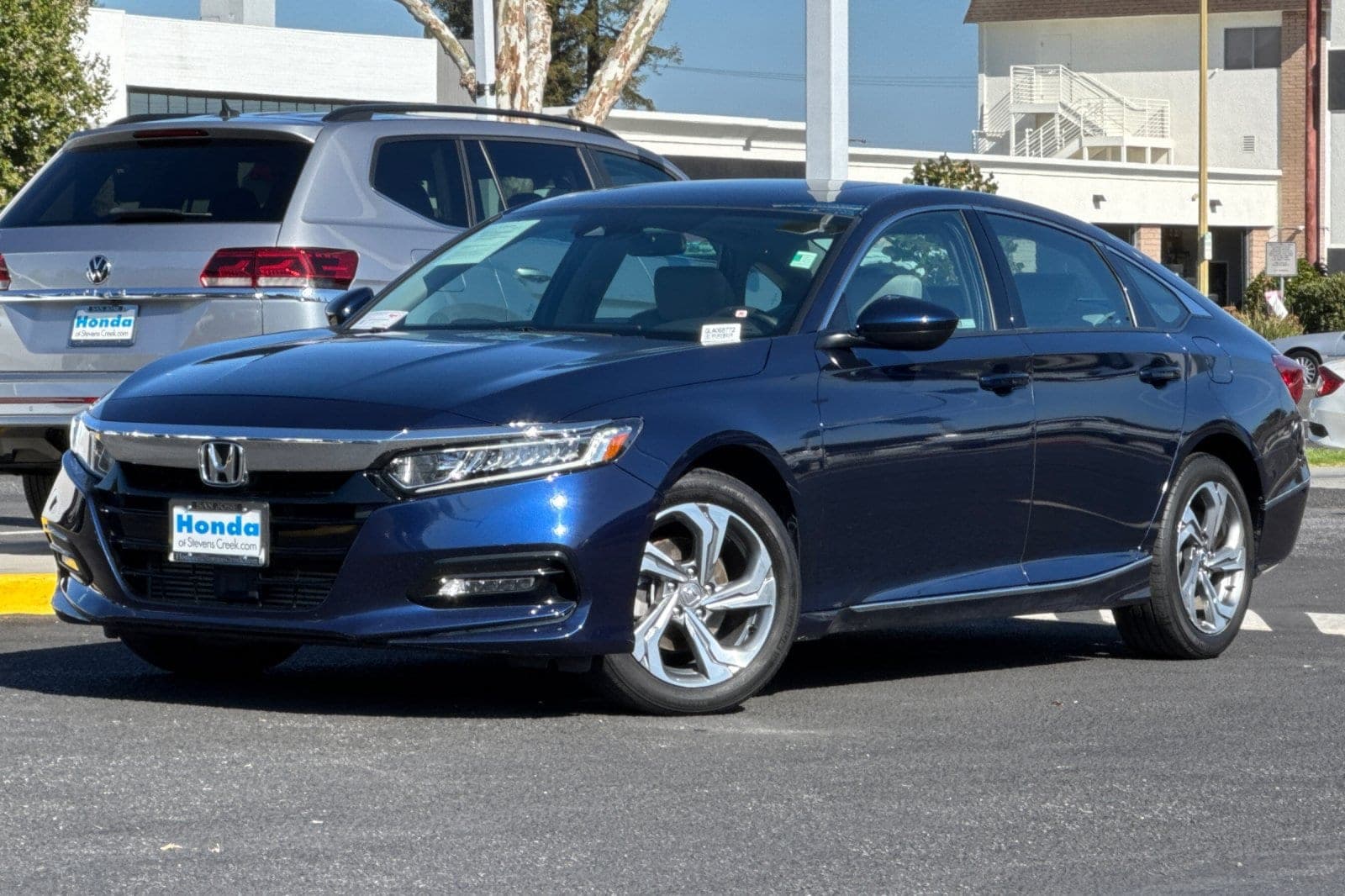 2020 Honda Accord Sedan EX — photo 1 of 34