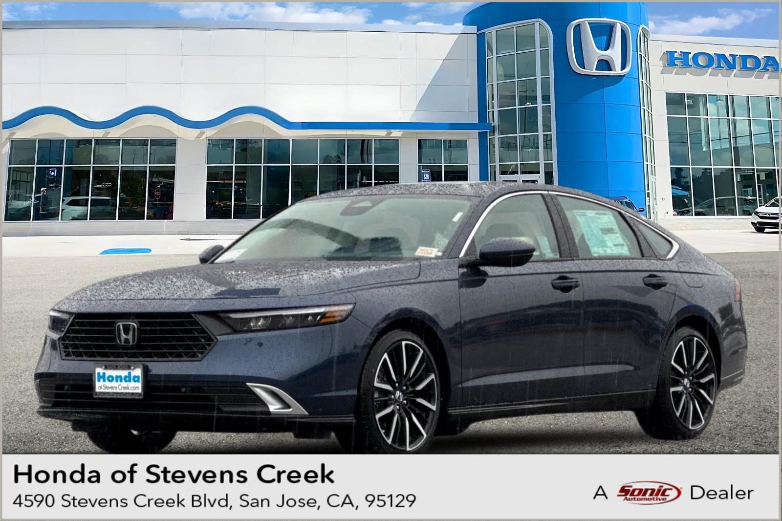2026 Honda Accord Hybrid Touring — photo 1 of 32