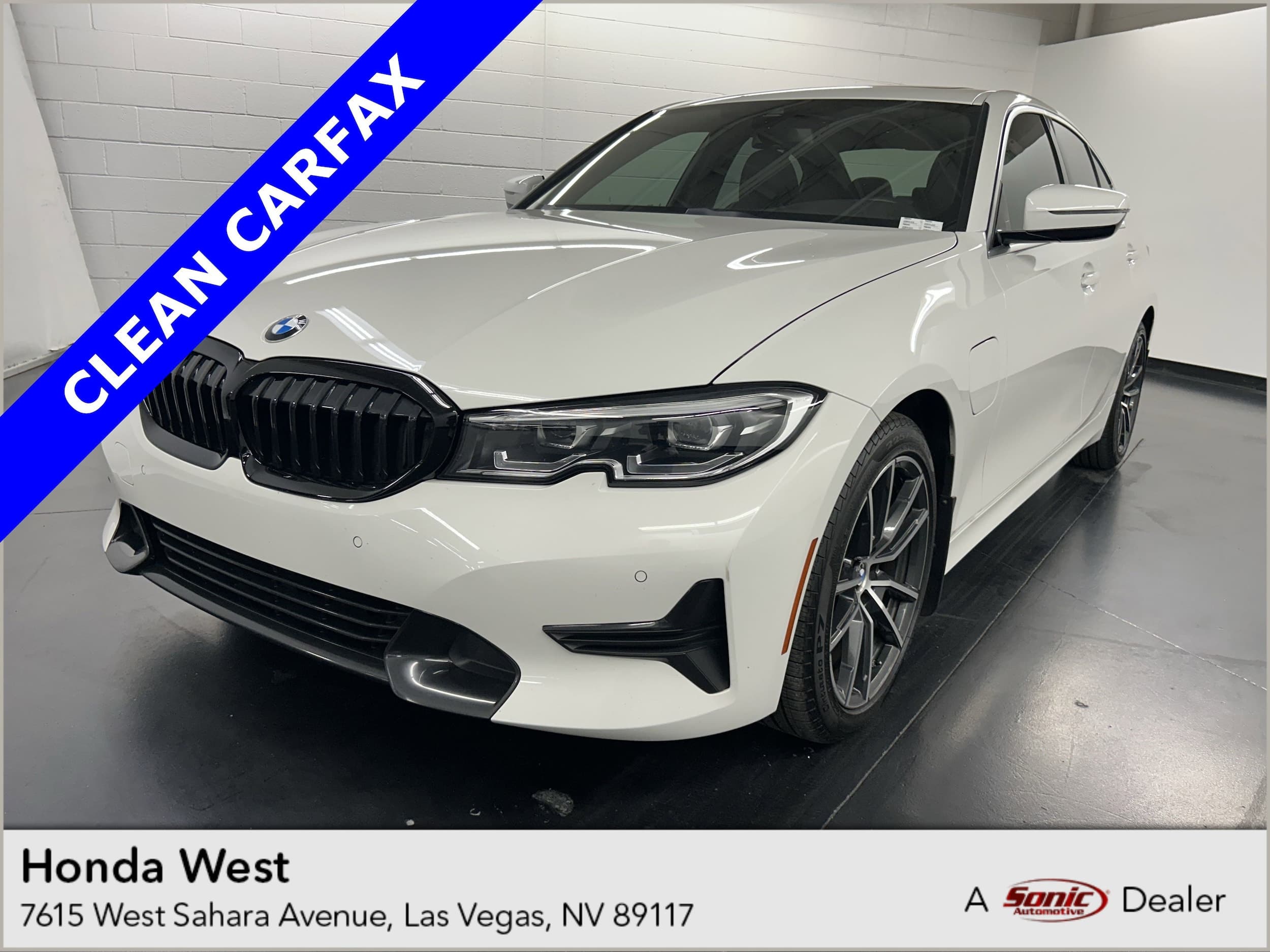 Foto de 2021 BMW 330e 330e