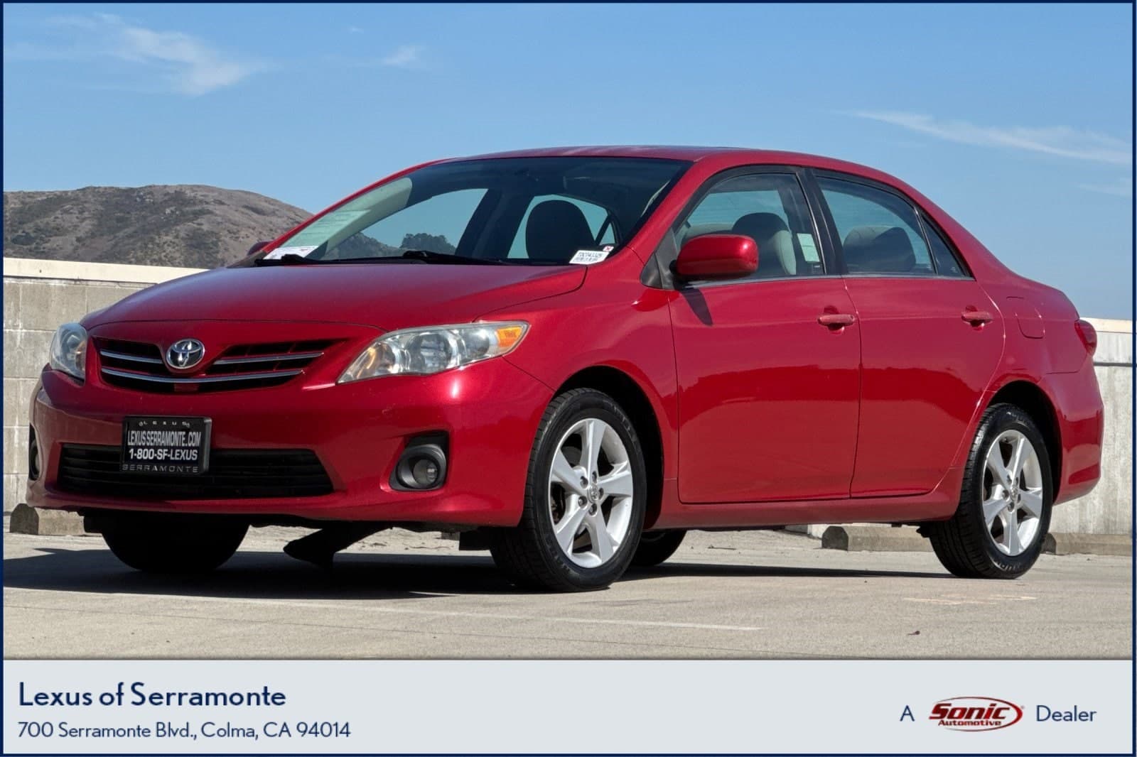 2013 Toyota Corolla LE — photo 1 of 31