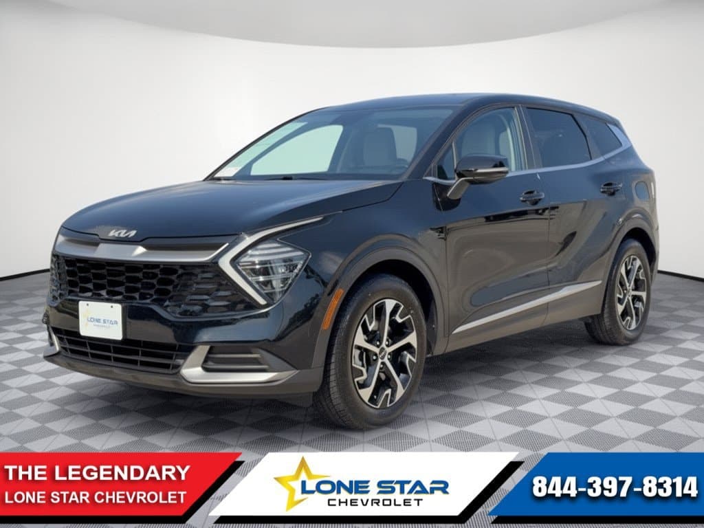 2024 Kia Sportage EX — photo 1 of 31