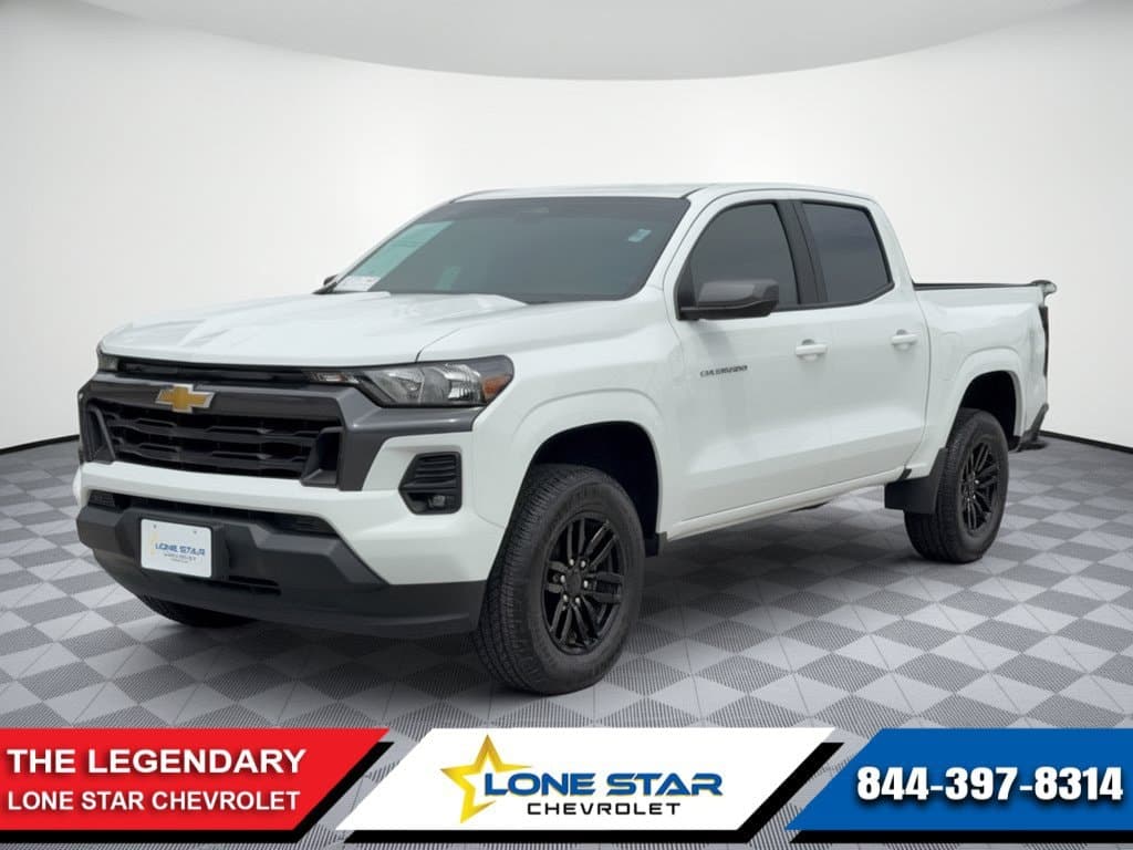 2024 Chevrolet Colorado 2WD LT — photo 1 of 32