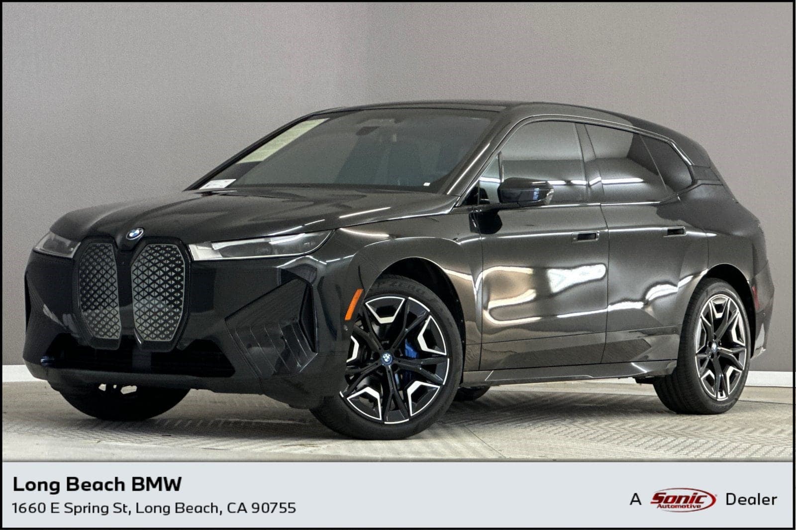 2024 BMW iX xDrive50 — photo 1 of 36