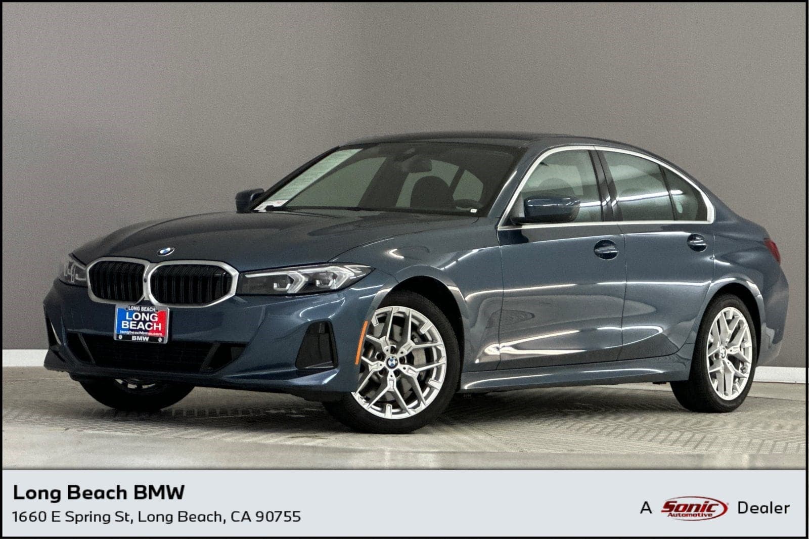 2025 BMW 3 Series 330i — photo 1 of 35