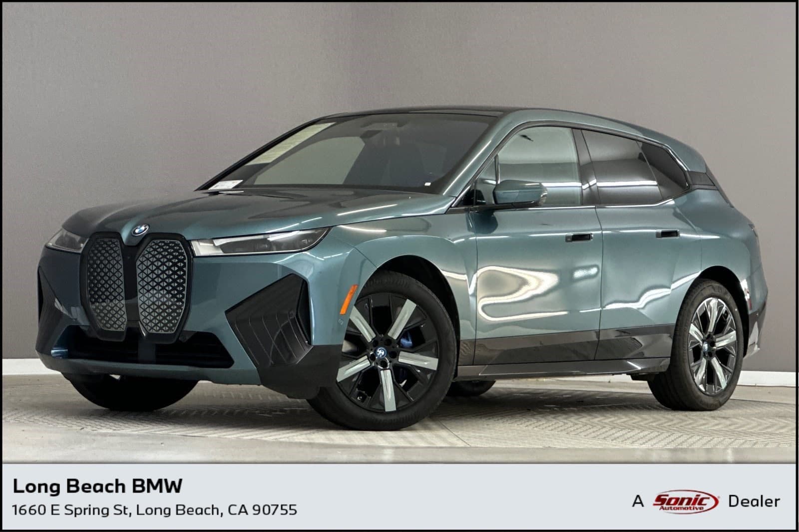 2024 BMW iX xDrive50 — photo 1 of 36
