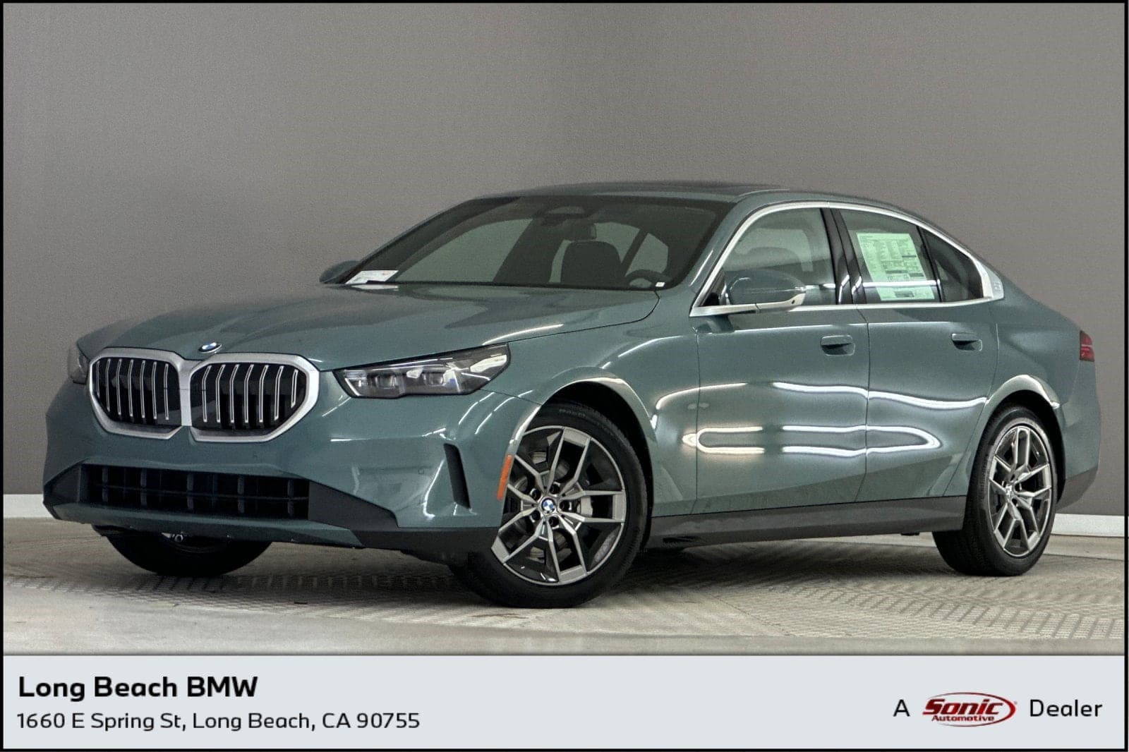 2027 BMW 5 Series 530i — photo 1 of 43