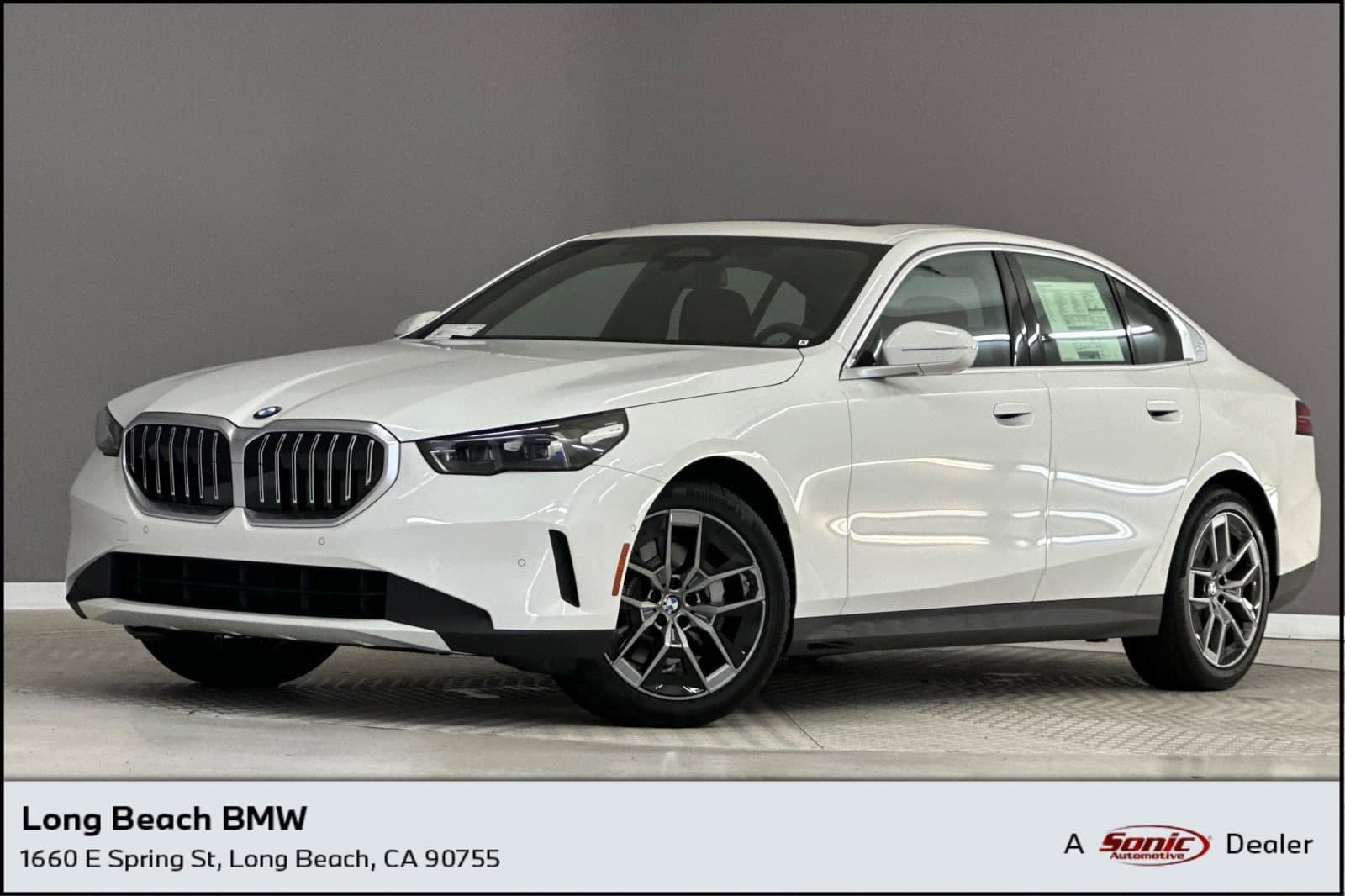 2027 BMW 5 Series 530i — photo 1 of 29