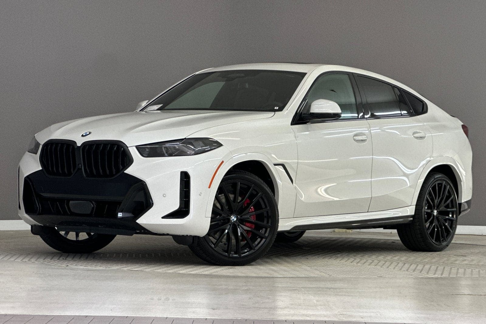 2027 BMW X6 xDrive40i — photo 1 of 30