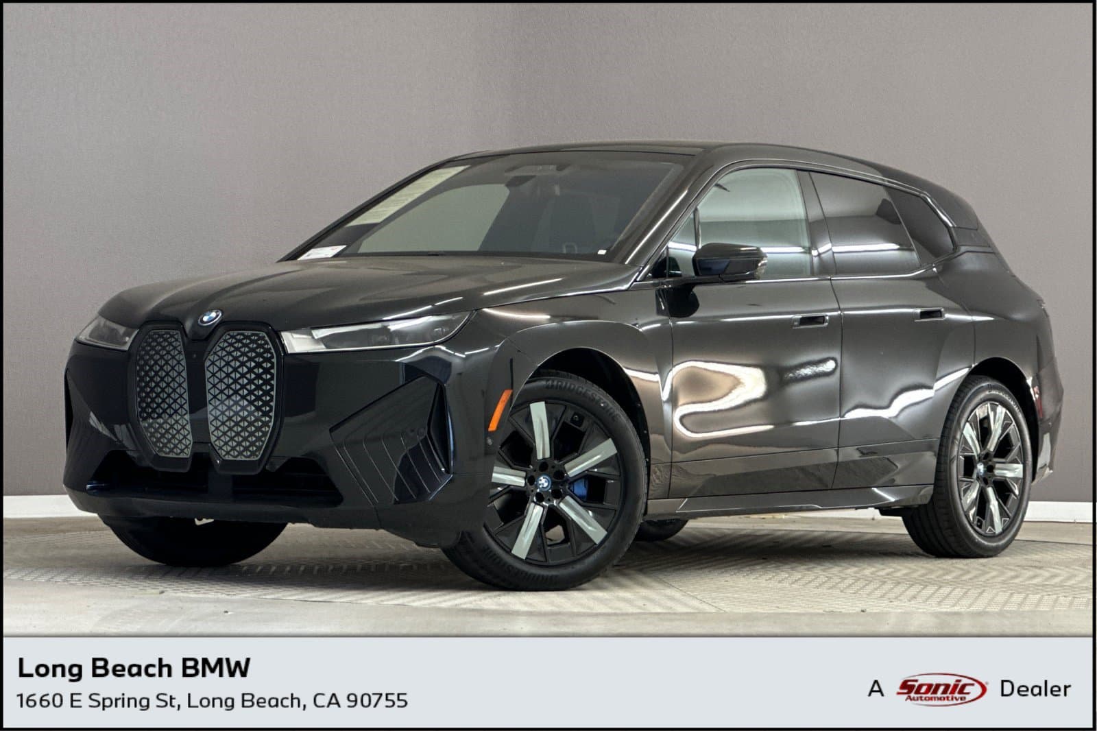2024 BMW iX xDrive50 — photo 1 of 36