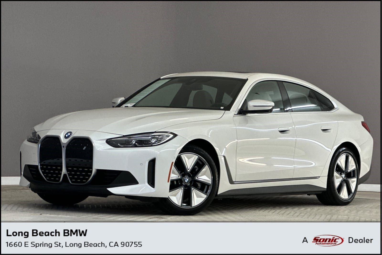 2023 BMW i4 eDrive40 — photo 1 of 36