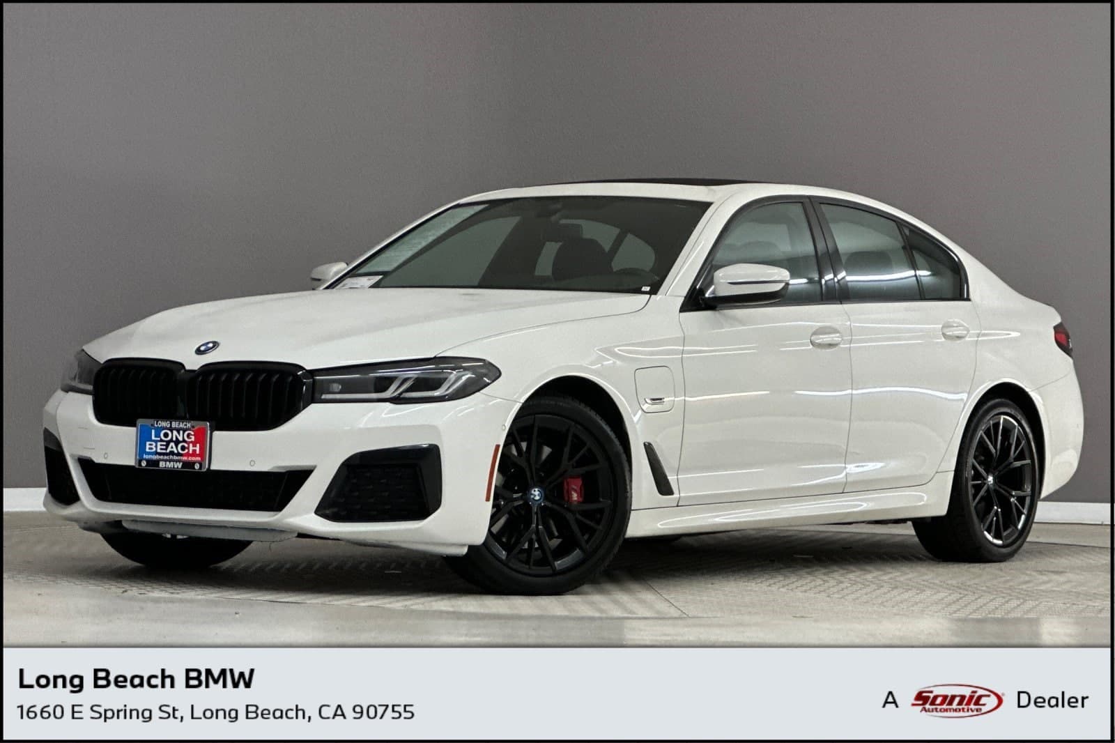 2023 BMW 5 Series 530e — photo 1 of 34