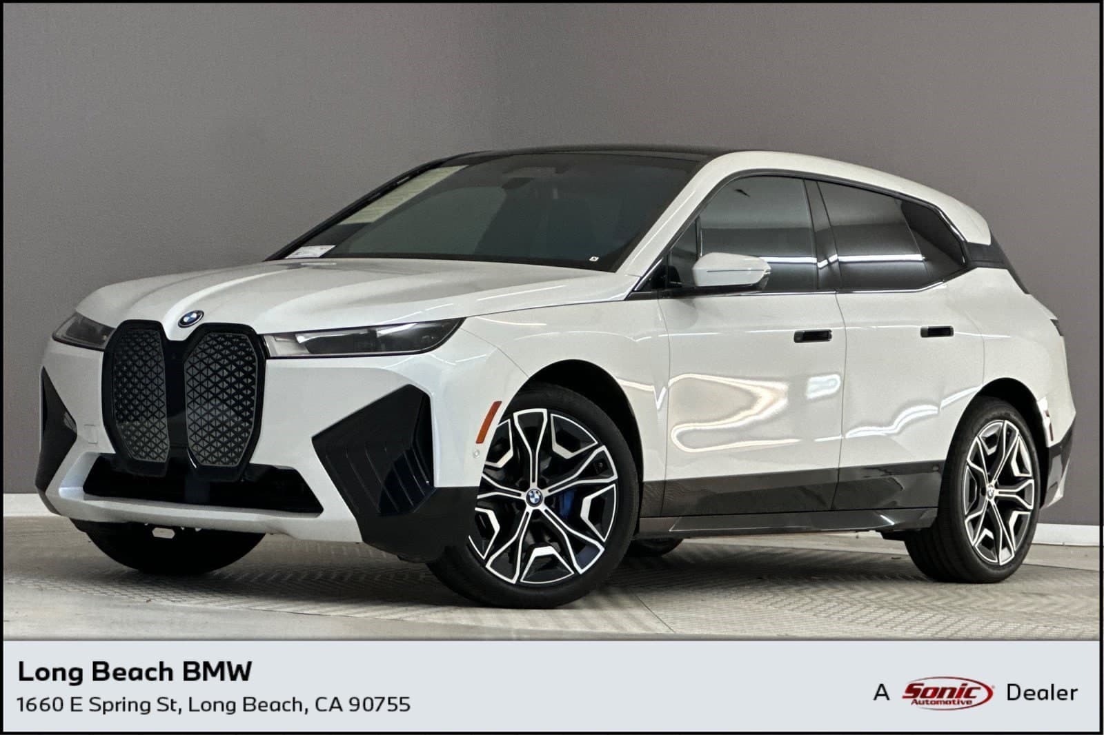 2024 BMW iX xDrive50 — photo 1 of 36