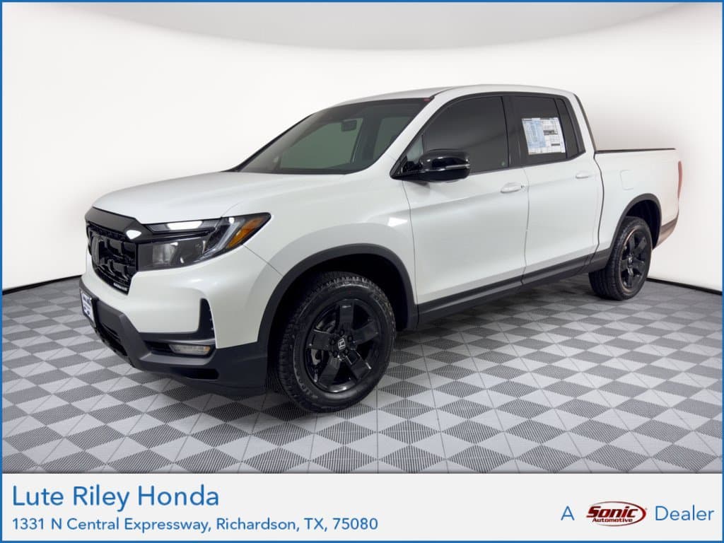 2026 Honda Ridgeline Black Edition — photo 1 of 32