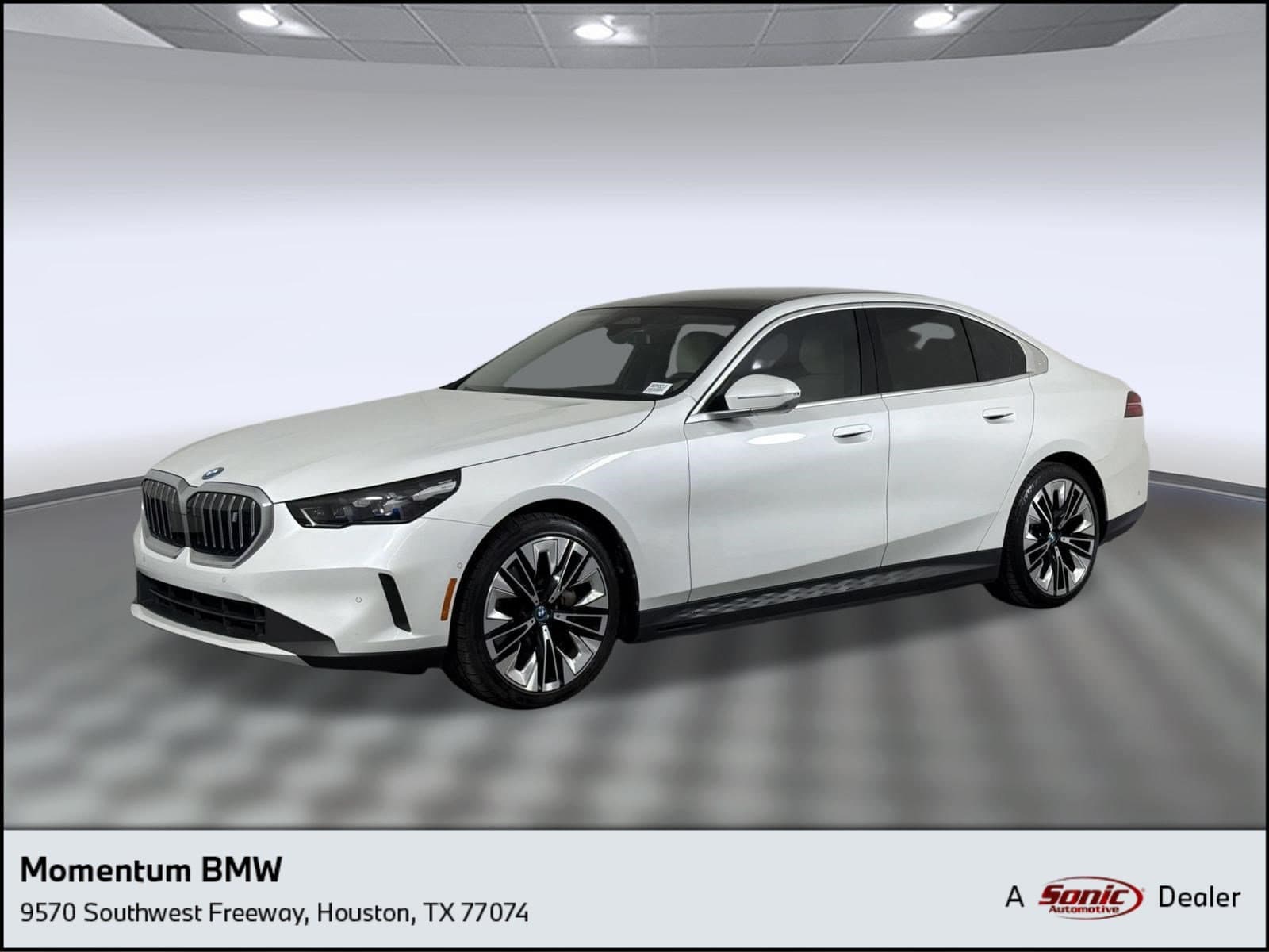 2024 BMW i5 eDrive40 — photo 1 of 31