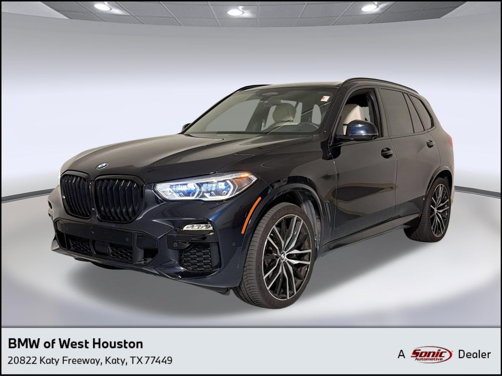 2021 BMW X5 M50i — photo 1 of 29