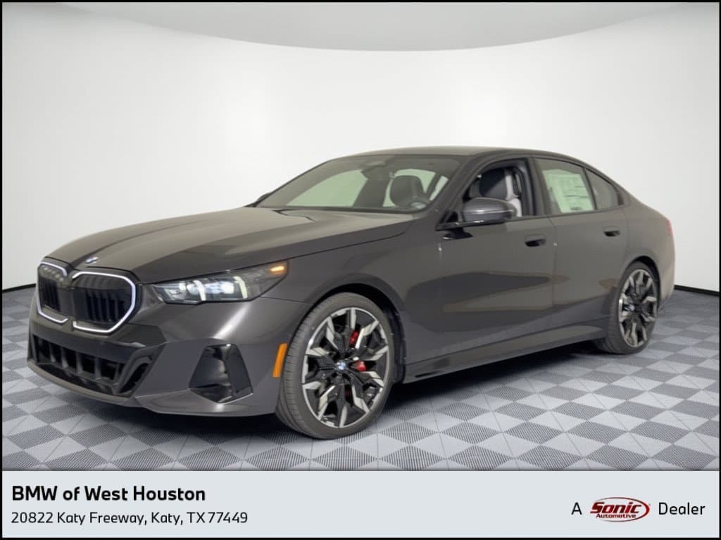 2027 BMW 5 Series 540i xDrive — photo 1 of 30