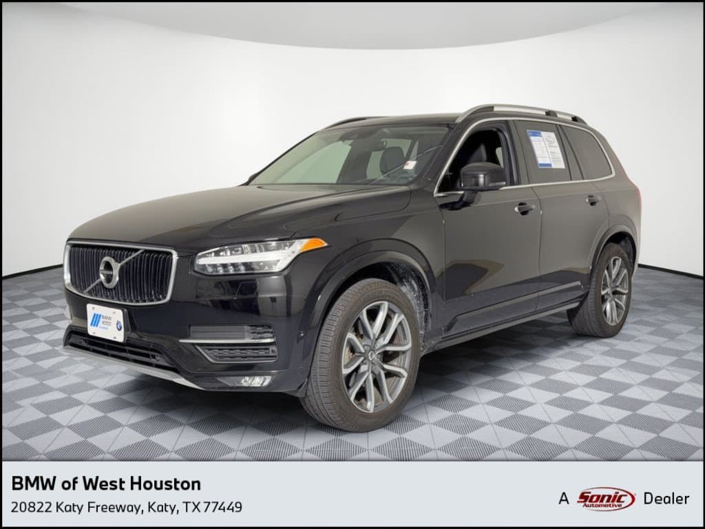2019 Volvo XC90 Momentum — photo 1 of 31