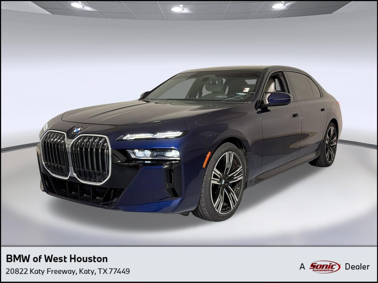 2023 BMW 740i Base — photo 1 of 31