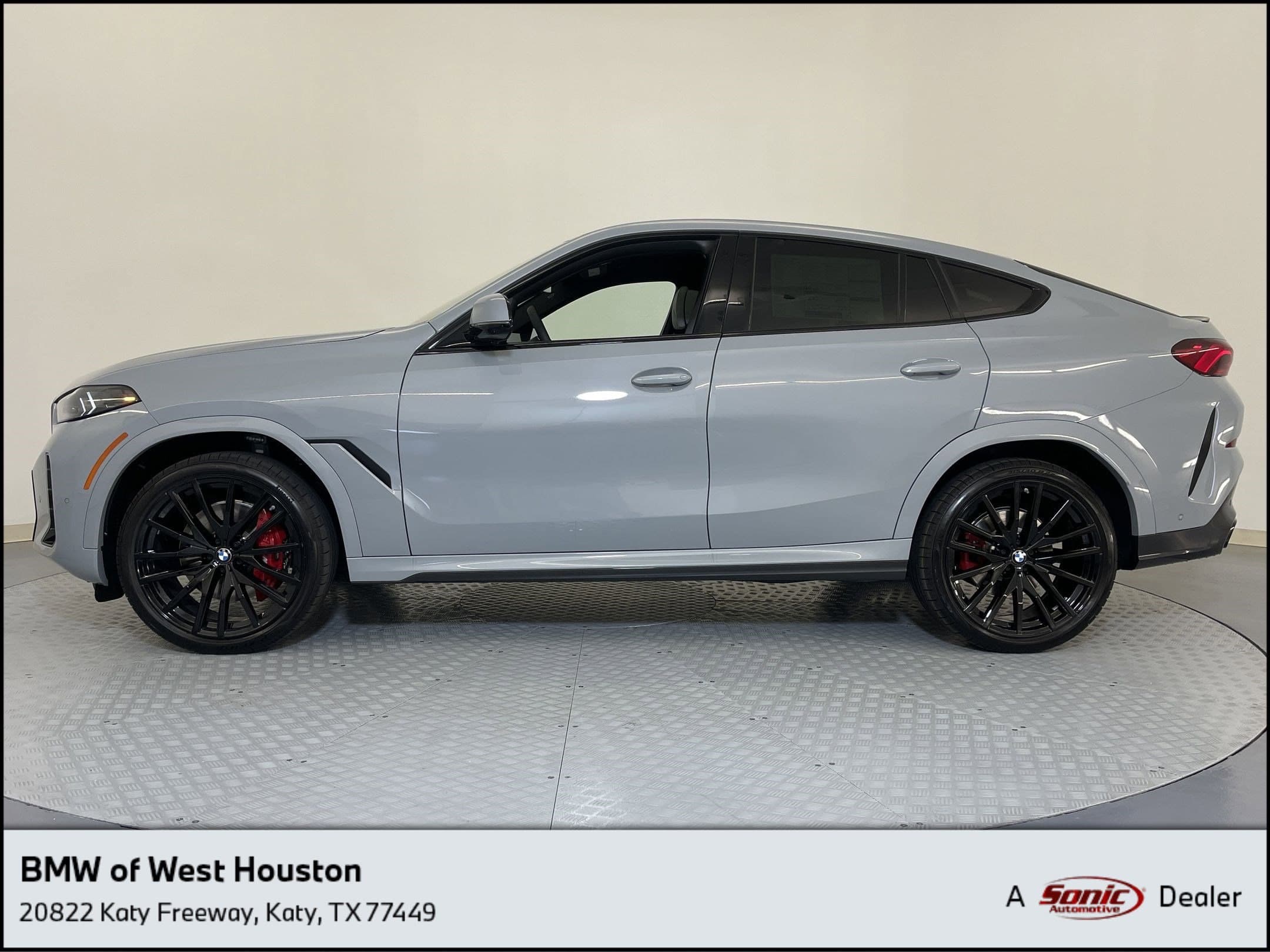 Foto de 2026 BMW X6 xDrive40i