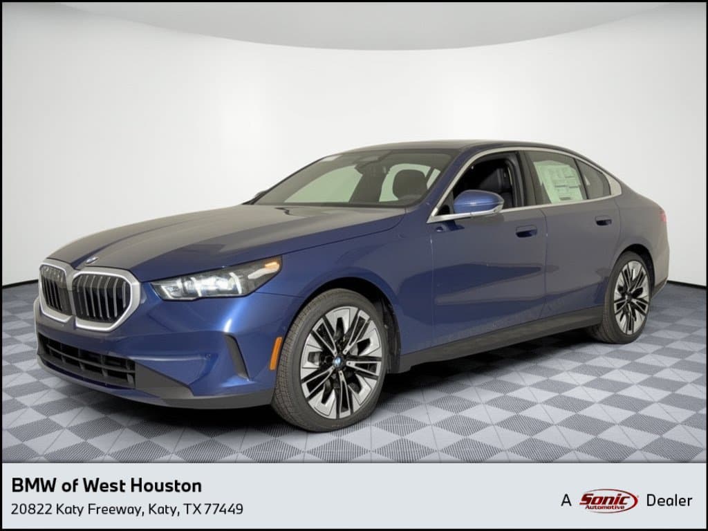 2027 BMW 5 Series 530i xDrive — photo 1 of 45