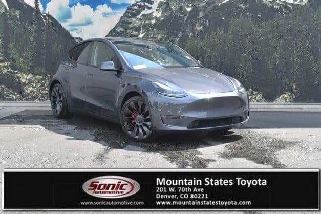 2021 Tesla Model Y Performance — photo 1 of 36