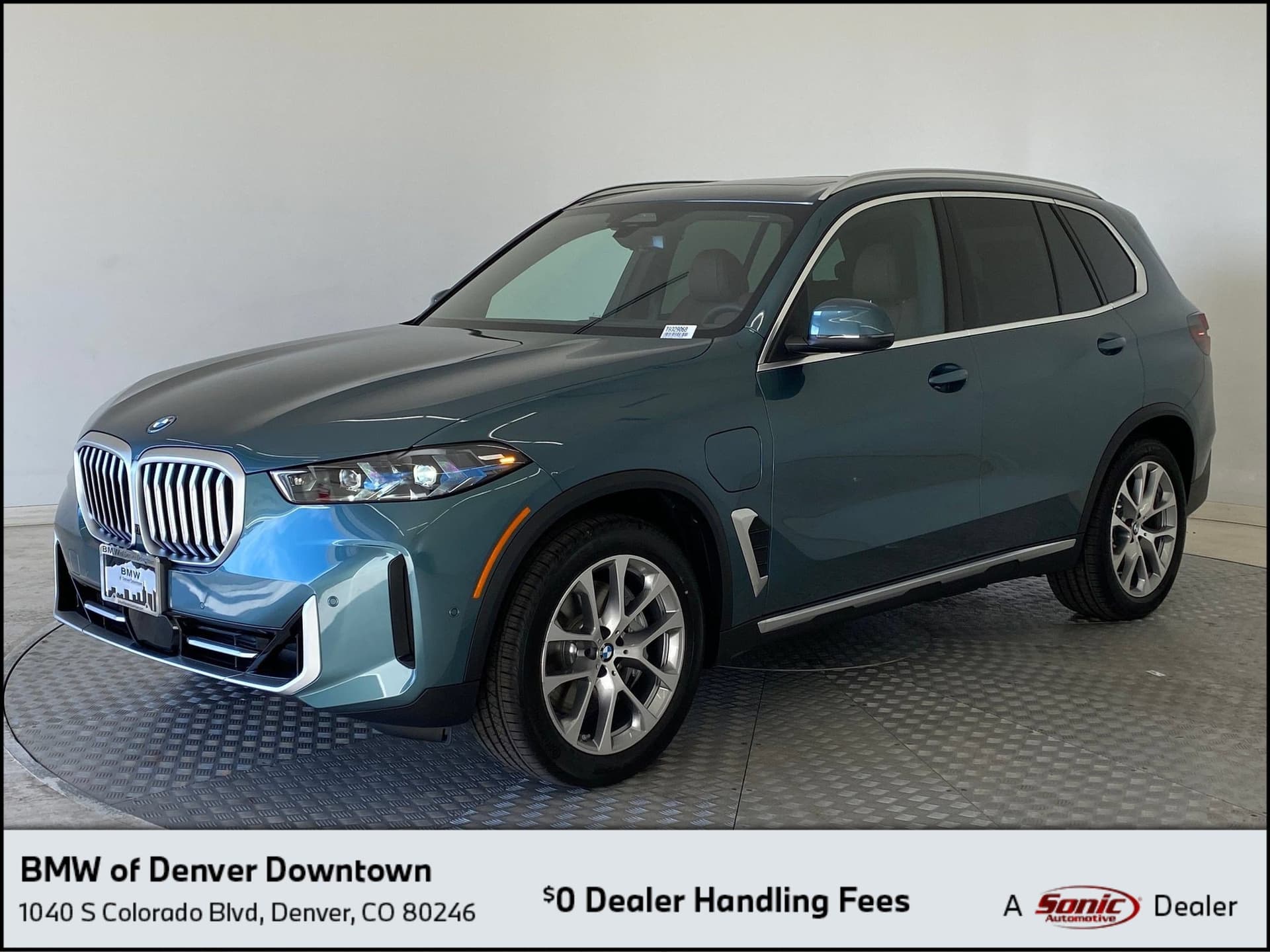 2026 BMW X5 xDrive50e — photo 1 of 40